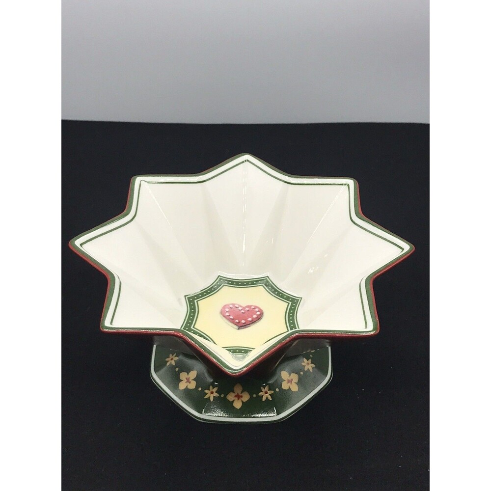 Villeroy & Boch 1748 Toys Fantasy Collection Ceramic Bowl Red 8 pointed octagon